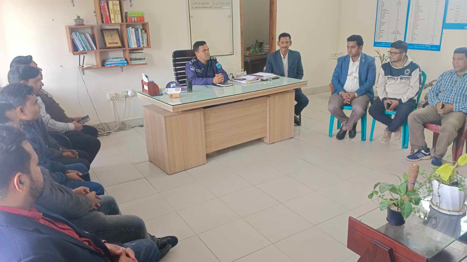 সালথায় কর্মরত সাংবাদিকদের সাথে সার্কেলের মত বিনিময় সভা