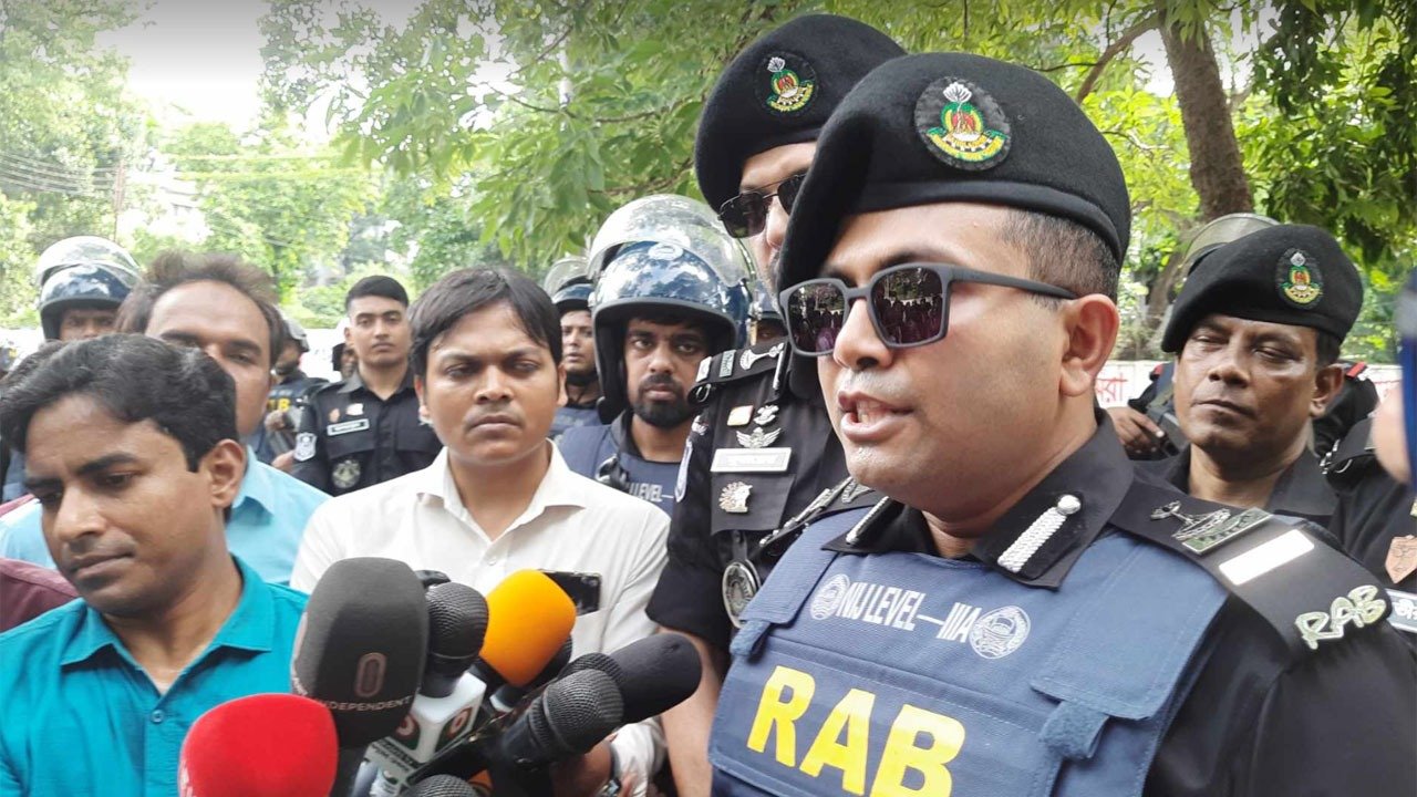 সন্ধ্যার পর ঢাবি প্রশাসন যে নির্দেশনা দেবে তাই করব : র্যাব