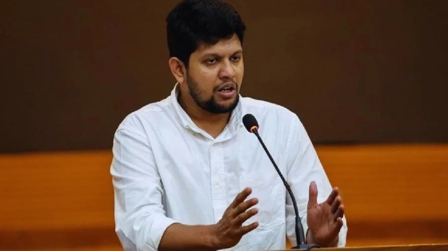 আসন্ন নির্বাচনে অংশ নিচ্ছেন না মাহফুজ আলম