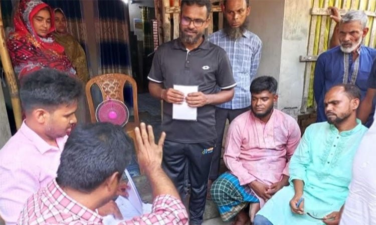 সাতক্ষীরার নির্বাহী ম্যাজিস্ট্রেট মো. মাইনুল ইসলামের হস্তক্ষেপে বাল্যবিবাহ বন্ধ