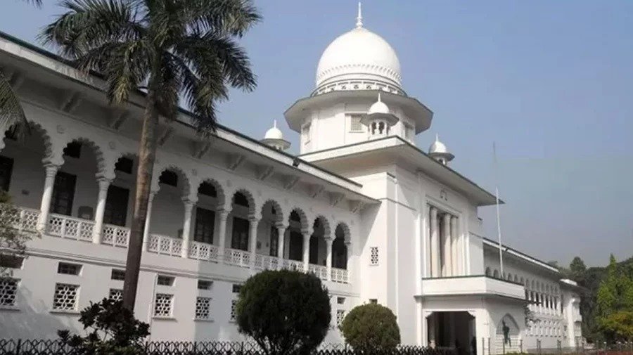 কর্মঘণ্টায় ফেসবুক ব্যবহার নয়, প্রমাণ পেলে সেদিনই বিচারিক জীবনের শেষ দিন : কঠোর হুঁশিয়ারি প্রধান বিচারপতির