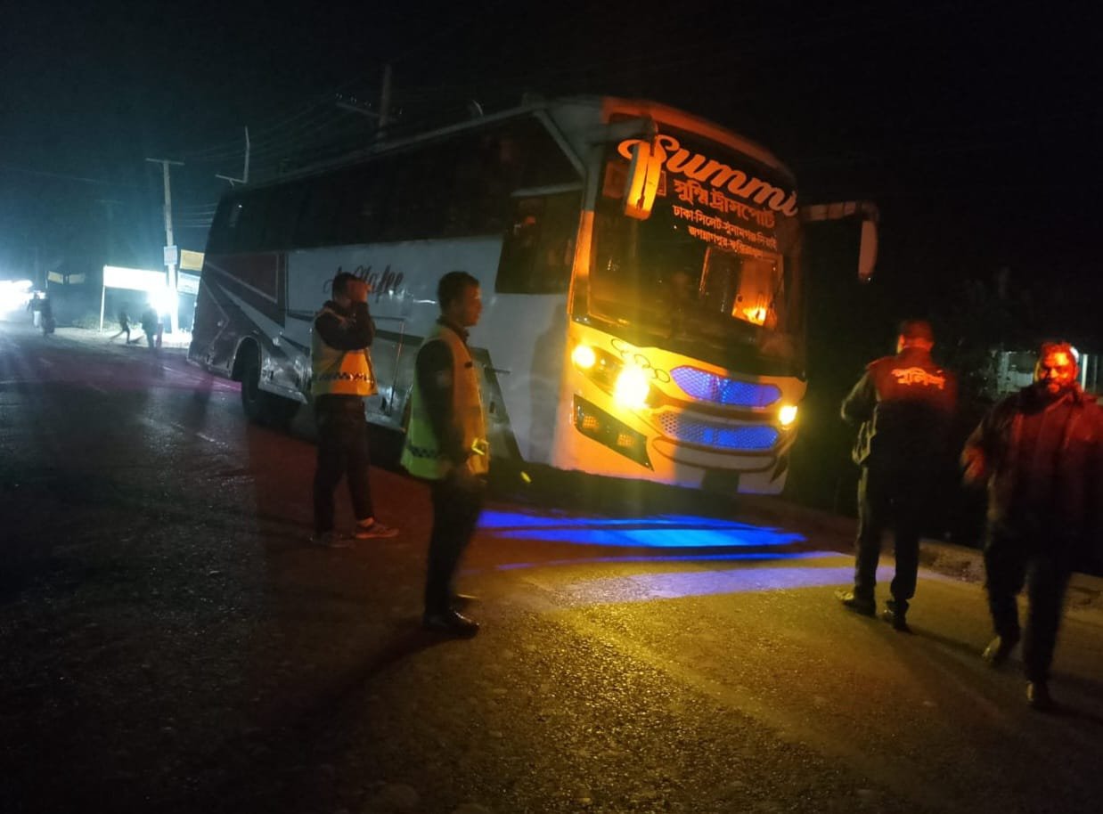 দূরপাল্লার পরিবহনে যাত্রীদের পুলিশি নিরাপত্তা জোরদার